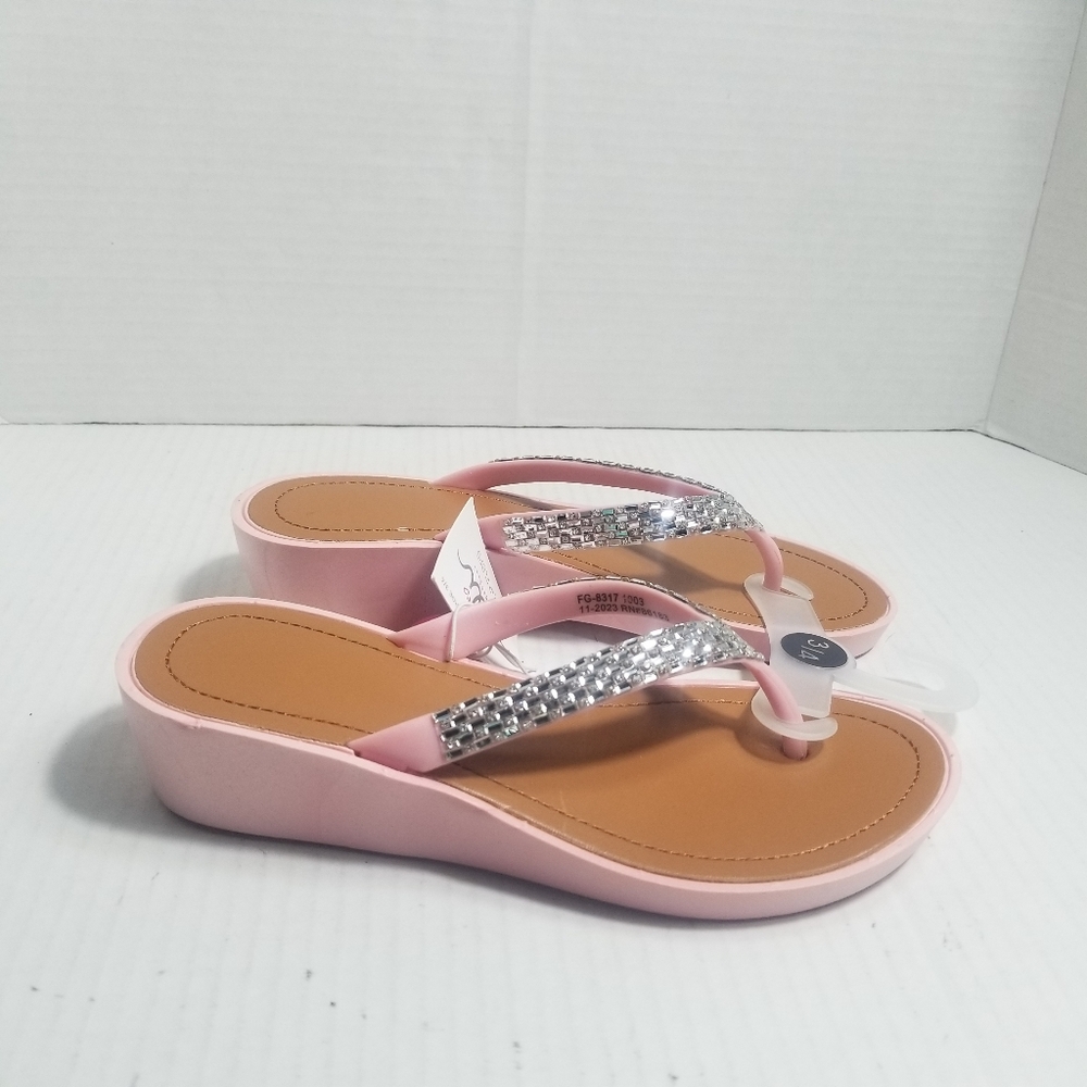 NWT ELLI BY CAPELLI GIRL'S WEDGE SANDALS SIZE 3/4